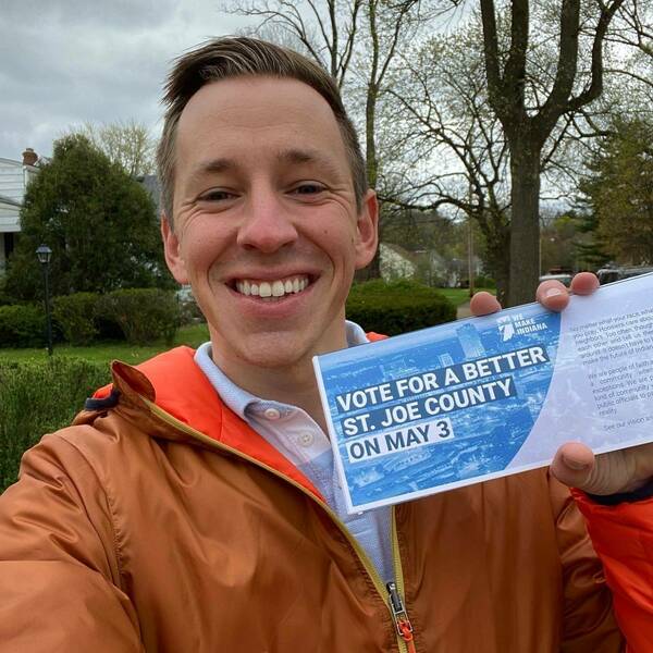 Garrett Canvassing Voters In South Bend Before The Primary May 2022